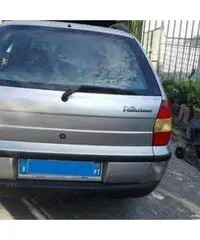 Vendesi Fiat Palio del 1999 in buone condizioni Vendesi Fiat Palio del 1999 in buone condizioni