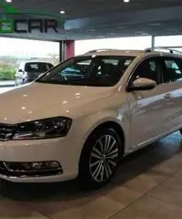 VOLKSWAGEN Passat 4MOTION VARIANT 2.0 TDI  HIGHLINE *UNIPROP* rif. 7195493