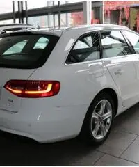 AUDI A4 Avant 2.0 TDI sport NAVI XENO TETTO rif. 7168380 AUDI A4 Avant 2.0 TDI sport NAVI XENO TETTO rif. 7168380