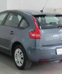 Citroen C4 1.6 HDI 110cv FAP Elegance Citroen C4 1.6 HDI 110cv FAP Elegance