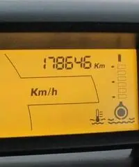 Citroen C4 1.6 HDI 110cv FAP Elegance Citroen C4 1.6 HDI 110cv FAP Elegance