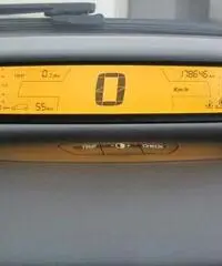 Citroen C4 1.6 HDI 110cv FAP Elegance Citroen C4 1.6 HDI 110cv FAP Elegance