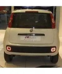 Fiat New Panda 0.9 TwinAir Turbo Natural Power Lounge Fiat New Panda 0.9 TwinAir Turbo Natural Power Lounge