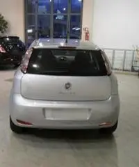 FIAT Punto Evo 1.3 Mjt 75 CV DPF 5 porte S&S Dynamic rif. 7135298 FIAT Punto Evo 1.3 Mjt 75 CV DPF 5 porte S&S Dynamic rif. 7135298