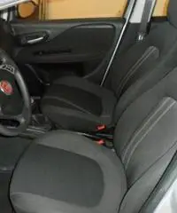 FIAT Punto Evo 1.3 Mjt 75 CV DPF 5 porte S&S Dynamic rif. 7135298 FIAT Punto Evo 1.3 Mjt 75 CV DPF 5 porte S&S Dynamic rif. 7135298