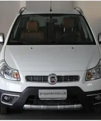 Fiat Sedici 2.0 MJT 4X4 Experience Fiat Sedici 2.0 MJT 4X4 Experience