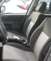 FIAT Sedici 2.0 MJET Diesel 4x4 26.000 km - 2013 FIAT Sedici 2.0 MJET Diesel 4x4 26.000 km - 2013