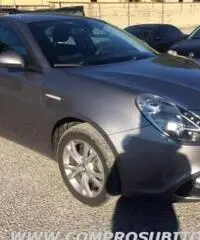 ALFA ROMEO Giulietta 1.6 JTDm-2 105 CV Distinctive rif. 7182671 ALFA ROMEO Giulietta 1.6 JTDm-2 105 CV Distinctive rif. 7182671