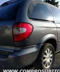 CHRYSLER Grand Voyager 2.5 CRD cat Limited rif. 7196109 CHRYSLER Grand Voyager 2.5 CRD cat Limited rif. 7196109