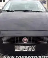FIAT Grande Punto 1.9 MJT 130 CV 3 porte Sport rif. 7194606 FIAT Grande Punto 1.9 MJT 130 CV 3 porte Sport rif. 7194606