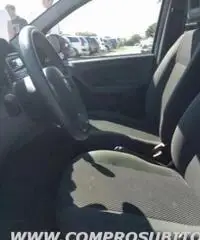 FIAT Panda 1.1 Active rif. 7196105 FIAT Panda 1.1 Active rif. 7196105