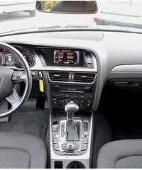 Audi A4 Avant 2.0 Tdi 143cv Multitronic con NAVI Audi A4 Avant 2.0 Tdi 143cv Multitronic con NAVI