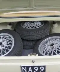 BMW 2002 1502 TARGHE ORIGINALI E LIBRETTI rif. 6971624