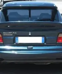 FORD Escort RS Cosworth (T35) Executive rif. 7170247 FORD Escort RS Cosworth (T35) Executive rif. 7170247