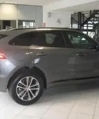 Jaguar F-Pace 2.0d 180 CV AWD aut. R-Sport Jaguar F-Pace 2.0d 180 CV AWD aut. R-Sport