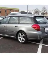 Subaru Legacy 2.0 16V Station Wagon AT AC Subaru Legacy 2.0 16V Station Wagon AT AC