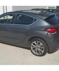 Citroen DS4 1.6 e-HDi 115 airdream So Chic Citroen DS4 1.6 e-HDi 115 airdream So Chic