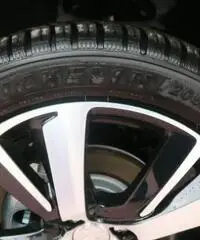 PEUGEOT 2008 1.6 ALLURE HDI  KM 0 - 10/2016 GARANZIA 24 MESI