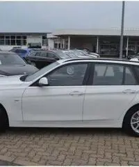 BMW 318 d Touring Sport LED CAMBIO AUTOMATICO NAVI USB PDC rif. 6931370 BMW 318 d Touring Sport LED CAMBIO AUTOMATICO NAVI USB PDC rif. 6931370