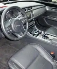 JAGUAR XF 2.0d 180 CV R-Sport Automatico FULL OPTIONAL rif. 7051757 JAGUAR XF 2.0d 180 CV R-Sport Automatico FULL OPTIONAL rif. 7051757