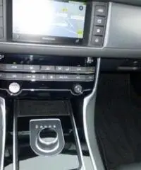 JAGUAR XF 2.0d 180 CV R-Sport Automatico FULL OPTIONAL rif. 7051757 JAGUAR XF 2.0d 180 CV R-Sport Automatico FULL OPTIONAL rif. 7051757