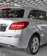 MERCEDES-BENZ B 180 CDI Urban 7GTRONIC PELLE NAVI XENO SENSORI rif. 6868546 MERCEDES-BENZ B 180 CDI Urban 7GTRONIC PELLE NAVI XENO SENSORI rif. 6868546