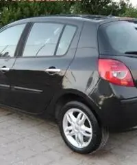 RENAULT Clio 1.5 dCi 85CV 5 porte Luxe rif. 7196752 RENAULT Clio 1.5 dCi 85CV 5 porte Luxe rif. 7196752