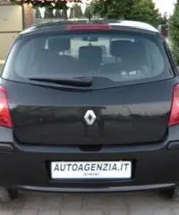 RENAULT Clio 1.5 dCi 85CV 5 porte Luxe rif. 7196752 RENAULT Clio 1.5 dCi 85CV 5 porte Luxe rif. 7196752