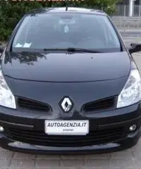 RENAULT Clio 1.5 dCi 85CV 5 porte Luxe rif. 7196752 RENAULT Clio 1.5 dCi 85CV 5 porte Luxe rif. 7196752