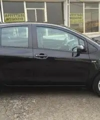 TOYOTA Yaris 1.4 D-4D 5 porte M-MT Navi rif. 7193926