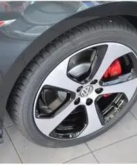 VOLKSWAGEN Golf GTI Performance 2.0 TSI 5p BlueMotion NAVI CAMERA XENO rif. 7001257 VOLKSWAGEN Golf GTI Performance 2.0 TSI 5p BlueMotion NAVI CAMERA XENO rif. 7001257