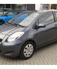 TOYOTA Yaris 1.3 3 porte Sol rif. 7196842 TOYOTA Yaris 1.3 3 porte Sol rif. 7196842