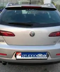 Alfa Romeo 159 alfa romeo 1.9 jtdm 150cv sw progression (2009 Alfa Romeo 159 alfa romeo 1.9 jtdm 150cv sw progression (2009
