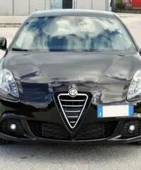 ALFA ROMEO Giulietta 2.0 JTDm-2 140 CV NAVI 37000 KM ! DISTINCTIVE rif. 7195012 ALFA ROMEO Giulietta 2.0 JTDm-2 140 CV NAVI 37000 KM ! DISTINCTIVE rif. 7195012