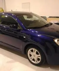 ALFA ROMEO MiTo  Diesel  1.3 jtdm-2 Distinctive S and S 95cv Disti rif. 7147763 ALFA ROMEO MiTo  Diesel  1.3 jtdm-2 Distinctive S and S 95cv Disti rif. 7147763