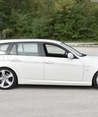 BMW 320 D 184 CV TOURING ATTIVA XENO PELLE 18 STEPTRONIC rif. 7195014 BMW 320 D 184 CV TOURING ATTIVA XENO PELLE 18 STEPTRONIC rif. 7195014