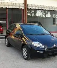 FIAT Punto 1.2 8V 5 porte Street rif. 5990008 FIAT Punto 1.2 8V 5 porte Street rif. 5990008