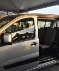 FIAT Scudo 2.0 MJT/120 8 posti rif. 7187578 FIAT Scudo 2.0 MJT/120 8 posti rif. 7187578