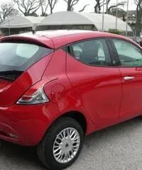 LANCIA Ypsilon 0.9 TwinAir 85 CV 5 porte Metano Ecochic Silver rif. 5990044