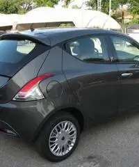 LANCIA Ypsilon 1.3 MJT 16V 95 CV 5 porte S&S Silver rif. 6080427 LANCIA Ypsilon 1.3 MJT 16V 95 CV 5 porte S&S Silver rif. 6080427