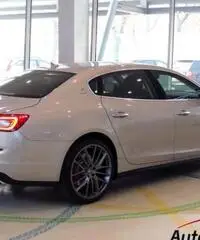 MASERATI NUOVA QUATTROPORTE 3.8 V8 GTS 530 CV MASERATI NUOVA QUATTROPORTE 3.8 V8 GTS 530 CV