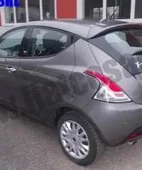 LANCIA Ypsilon 1.3 MJT 16V 95 CV 5 porte S&S Gold rif. 7195876 LANCIA Ypsilon 1.3 MJT 16V 95 CV 5 porte S&S Gold rif. 7195876