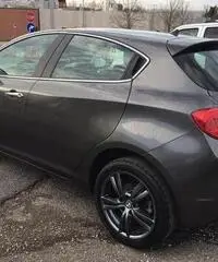 Alfa Romeo Giulietta 1.6 JTDm-2 105 CV Distinctive