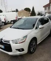 DS 4