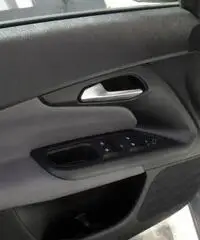 FIAT TIPO 1.6 MJT 120 CV SENSORI PARCHEGGIO CLIMA FIAT TIPO 1.6 MJT 120 CV SENSORI PARCHEGGIO CLIMA