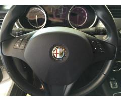 Alfa Romeo Giulietta 1.6 JTDm-2 DNA Distinctive 105 CV