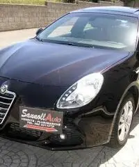 Alfa Romeo Giulietta 2.0 Jtdm-2 140 CV Progression Alfa Romeo Giulietta 2.0 Jtdm-2 140 CV Progression