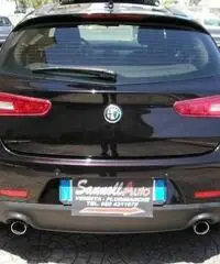Alfa Romeo Giulietta 2.0 Jtdm-2 140 CV Progression Alfa Romeo Giulietta 2.0 Jtdm-2 140 CV Progression