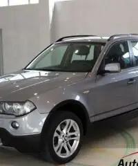 BMW X3 2.0 D STEPTRONIC 177 CV Cambio automatico 4X4 Interno in pelle Radio cd Sensori di parcheggio
