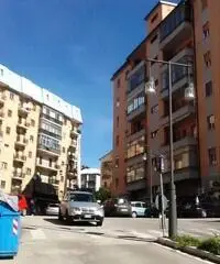 Locale commerciale in Affitto a 330 Locale commerciale in Affitto a 330